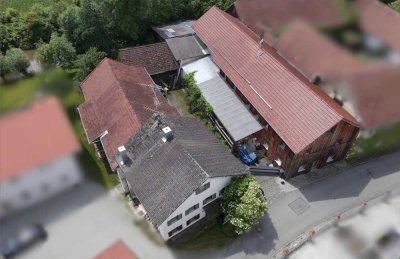 ***Vorankündigung***Zwei Altbauhäuser im Ortskern mit direktem Vilszugang