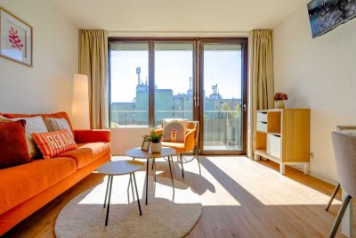 große 40m², renovierte voll möblierte 1,5 Zi. Wohnung ideal für Pärchen+keller+Tiefgarage+Balkon