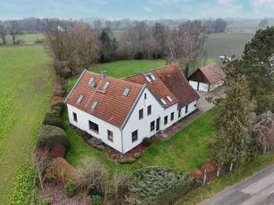 Kommen Sie nach Hause: Charmantes Landhaus mit großem Grundstück in Preußisch Oldendorf!