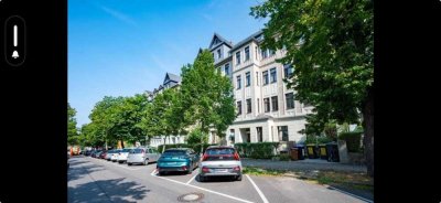 neuwertige 4 Raum Maisonette mit Loggia ruhige Lage