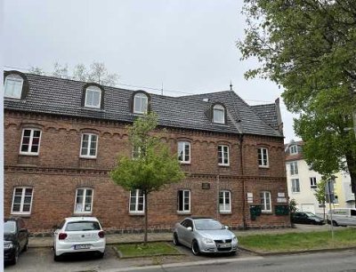 Dachgeschoss-Perle in der Fleischervorstadt – 3 Zimmer mit Weitblick