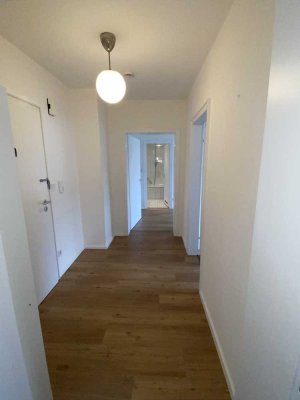 Schöne, großzügig geschnittene 2-Zimmer-Wohnung mit großem Südbalkon in Osnabrück Weststadt