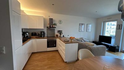 Helle 2 Zimmer Wohnung mit Balkon in Düsseldorf-Golzheim
