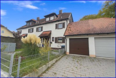 Pfiffig geschnittene, großzügige DHH in familienfreundlicher Lage – hochwertig & zukunftssicher.