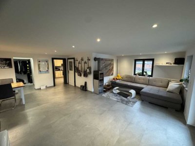 Provisionsfreie 4-Zimmer-Traumwohnung im Haus-in-Haus Konzept in ruhiger Lage