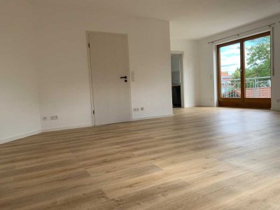 Helle, moderne 3-Zimmer Dachgeschosswohnung in Heilbronn-Neckargartach