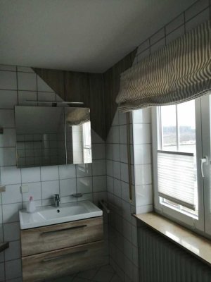 Ansprechende und gepflegte 3,5-Raum-DG-Wohnung mit EBK in Hüttlingen