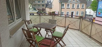 Attraktive 2-Zimmer-Wohnung mit großem Balkon im Herzen von Dormagen.