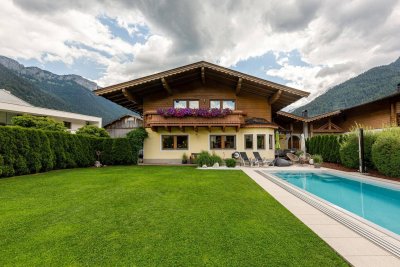 Einfamilienhaus mit Outdoorpool in Traumlage von Waidring