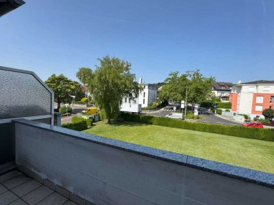 MODERNISIERTE, SONNIGE 2 ZI.ETW MIT BALKON AUF ERBPACHTGRUNDSTÜCK, BESICHTIGEN & `JA´-SAGEN!