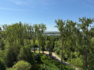 Großzügige 3 Zimmer-Wohnung mit Balkon, Fernblick und Garage