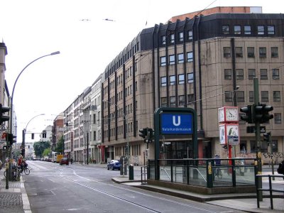 Moderne 3-Zimmer-Wohnung in Toplage Berlin-Mitte