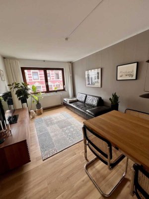 Möblierte Wohnung in ruhiger Seitenstraße im Viertel