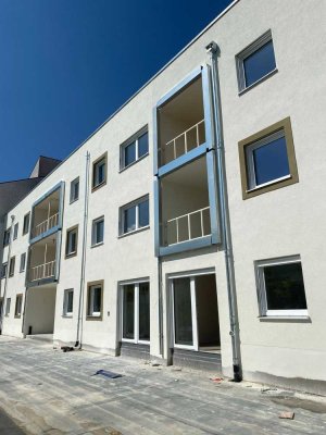 2-Zi-Wohnung im Regensburger Westen im 2. OG mit Möglichkeit auf Servicevertrag