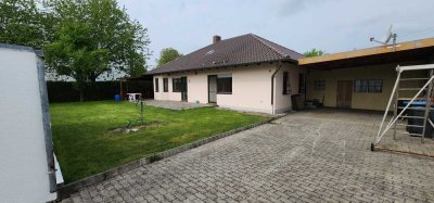 Bungalow  3 Zimmer/Küche/Bad mit EBK in Königsbrunn