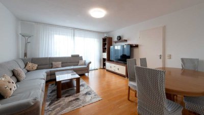 Moderne 3-Zimmer-Wohnung mit Balkon und Blick über die Dächer