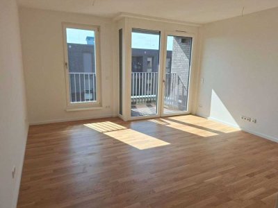 Zentrumsnah und seitlicher Wasserblick: 1-Zimmer-Wohnung mit Balkon in Zentrumsnähe