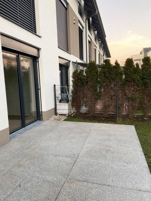 Sonnige Gartenwohnung inkl. Einbauküche und Terrasse - Top H10