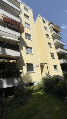 Exklusive und helle 3-Zimmer-Wohnung mit Balkon und Ausblick über Hilden