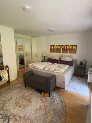 Direkt am Olympiapark 3-Raum-Maisonette-Wohnung mit geh. Innenausstattung mit EBK