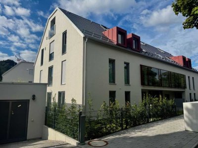 Charmantes Dachgeschossjuwel mit Altstadtblick – 3-Zimmer-Wohntraum am Fuße der Dachauer Altstadt
