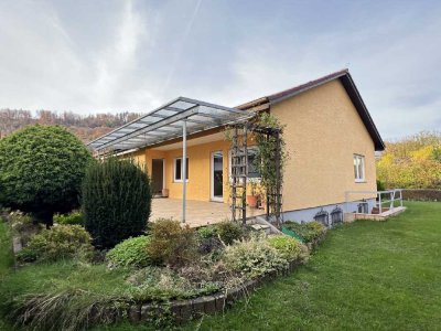 Klasse EFH-Bungalow in bester Randlage