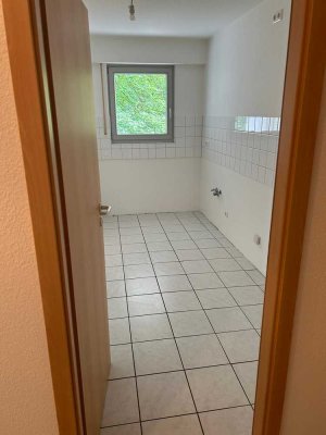 Geschmackvolle, neuwertige 4-Zimmer-Wohnung mit geh. Innenausstattung mit Balkon in Köln Ehrenfeld