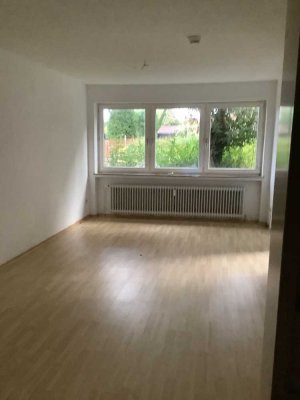Wohnen - EG - rechts - Falkenweg 62