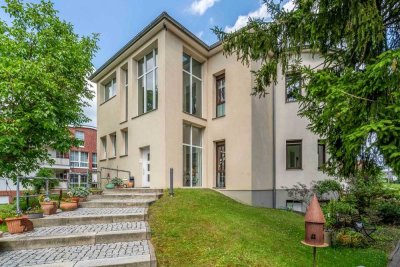 exklusives 2 Familienhaus auf parkähnlichem Grundstück
