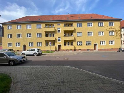 +++Helle Dachgeschosswohnung in Magdeburg mit Balkon und 2 Zimmern+++