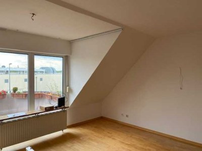 Charmante 3,5-Zimmer Maisonette-Wohnung im 2. OG in Köln-Widdersdorf