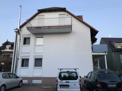 Schöne 3-4 Zimmer Wohnung, 70 m² in Neuburg am Rhein