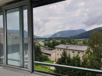 Moderne 1-Zimmer Wohnung mit Loggia und Garage