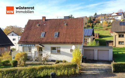 vermietetes Zweifamilienhaus in Altenbeken