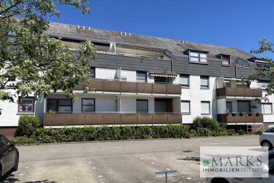 Schöne 2-Zi. Dachgeschosswohnung mit Loggia und Stellplatz in Lübeck St. Jürgen