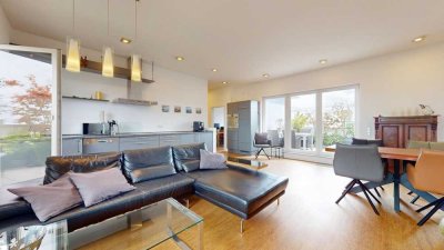 Attraktive Drei-Zimmer-Wohnung mit zwei Dachterrassen und Stellplatz in direkter Parklage