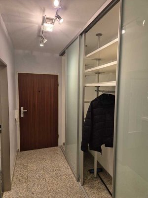 Exklusive 2-Raum-Maisonette-Wohnung mit gehobener Innenausstattung mit EBK in München Solln