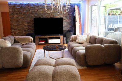 PRIVATVERKAUF: Moderne, barrierefreie Erdgeschosswohnung mit privatem Garten in Wörgler Zetrumsnähe!