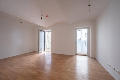 ++NEU++ Einzigartige 2-Zimmer Altbauwohnung mit Loggia (Erstbezug) - TOPLAGE!