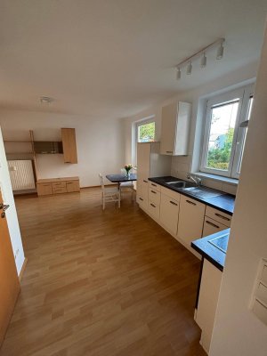 Garconniere (1 Zimmer Wohnung) 27m2 mit Einbauküche in Salzburg-Itzling
