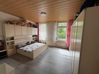 Wohnen mit Charakter: 3-Zimmer-Wohnung in Krefeld-Stadtmitte
