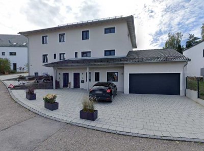 Neuwertige Doppelhaushälfte mit Doppelgarage in Gerolsbach OT Alberzell zu vermieten!