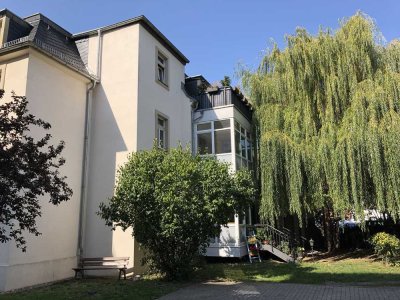 2-Zimmer-Wohnung im 1.OG mit Wintergarten in einem ruhigen kleinen Gartenhaus