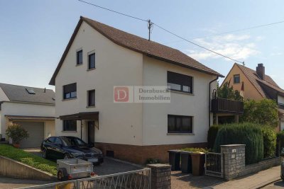 Top!! Mehrfamilienhaus 3 Wohneinheiten, 2 Garagen & wohnähnlichem Gartenhaus