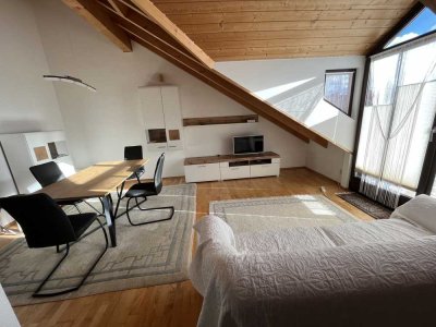 Charmante, helle  Dachgeschoßwohnung   von privat zu vermieten