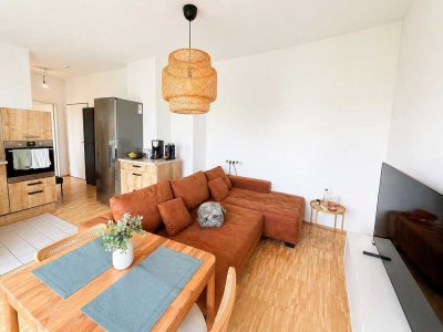 Möblierte 2-Zimmer-Wohnung mit großer Dachterrasse mit Domblick, Klima & Top-Anbindung
