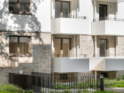 Teilsanierte 3-Zimmer-Wohnung im modernisierten Gebäude in Schwabing