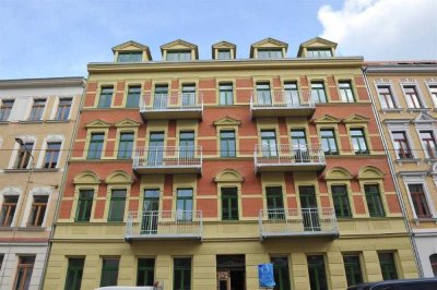 Kernsanierter Altbau mit Terrasse sucht neuen Eigentümer