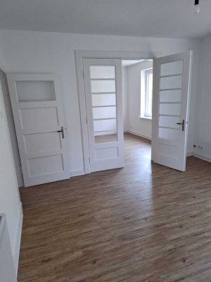 Komplett renovierte Wohnung in zentraler Lage