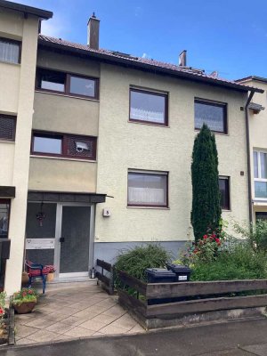 Etagenwohnung mit Balkon